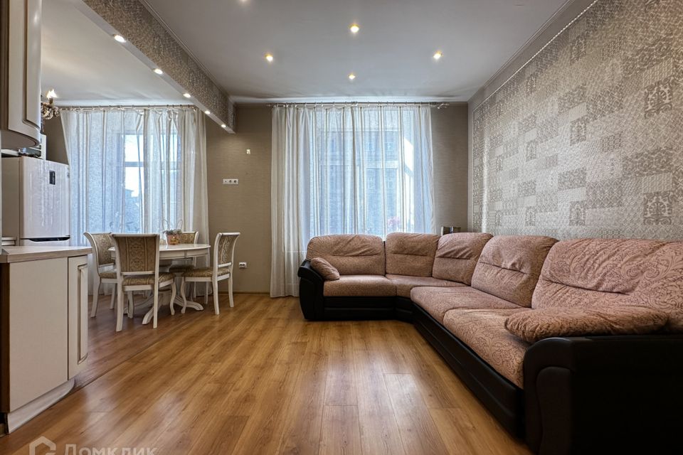 Продаётся 3-комнатная квартира, 69.8 м²