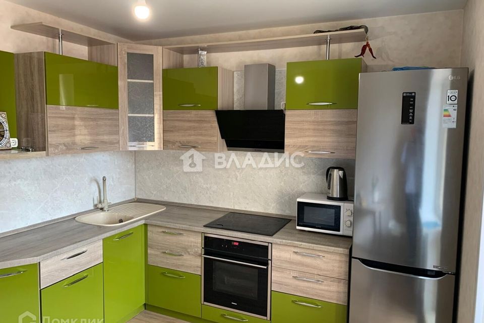 Сдаётся 2-комнатная квартира, 58.4 м²