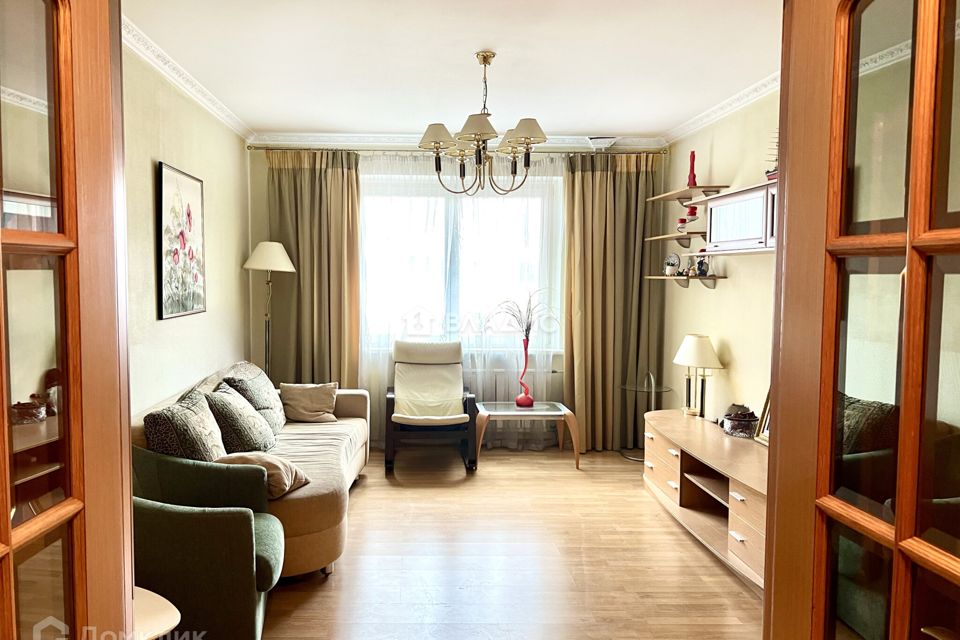 Продаётся 3-комнатная квартира, 83.3 м²