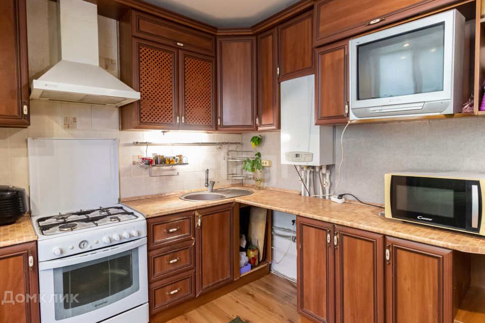Продаётся 3-комнатная квартира, 60.3 м²