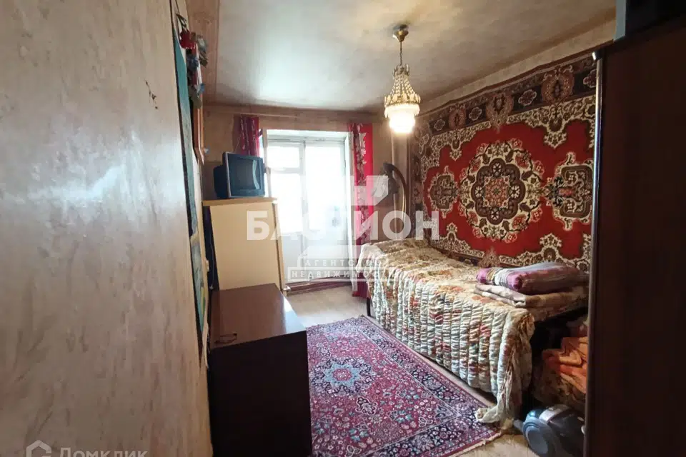 Продаётся 4-комнатная квартира, 79.4 м²