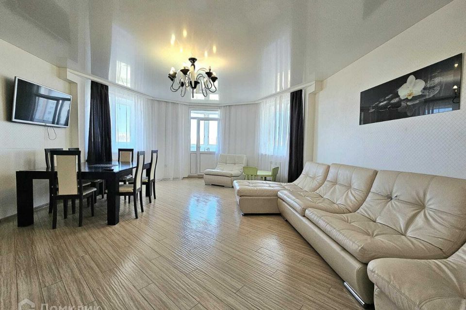Продаётся 3-комнатная квартира, 88 м²