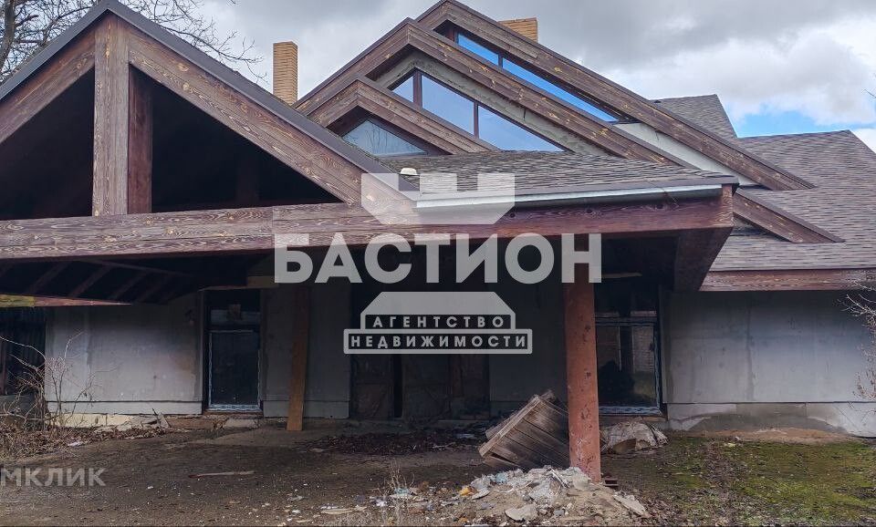 Продаётся 2-этажный дом, 515.6 м²