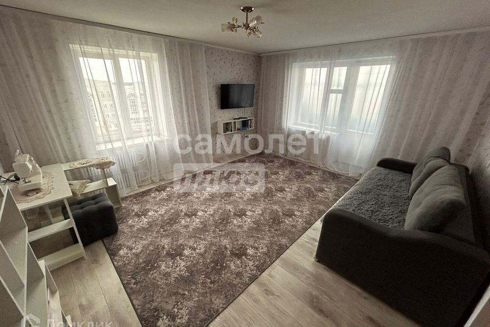 Продаётся 4-комнатная квартира, 103.7 м²