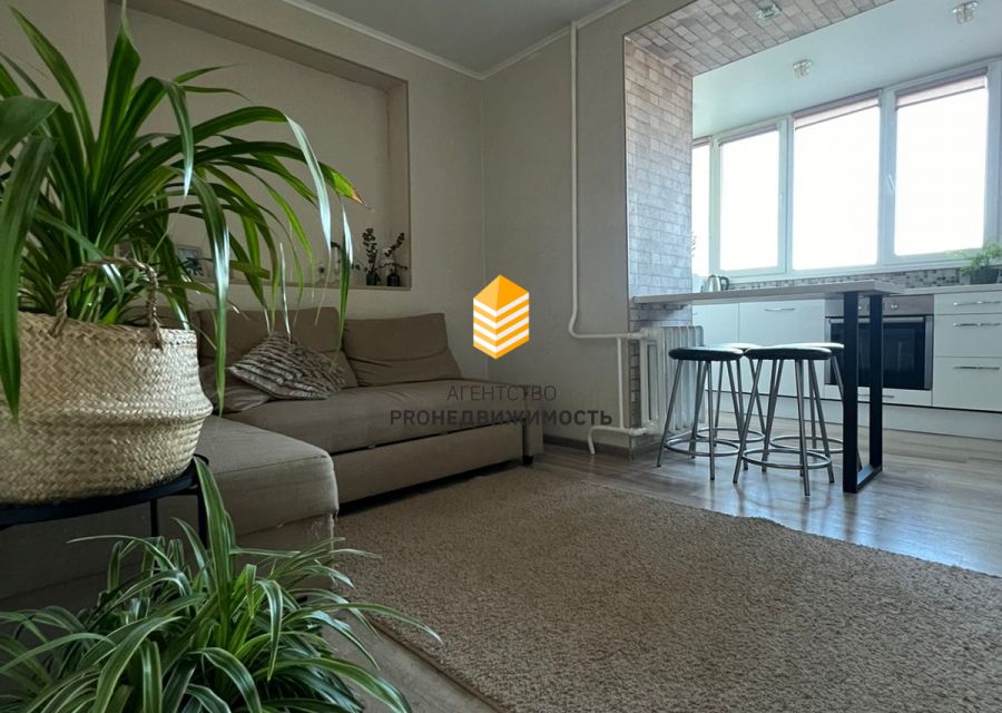 Продаётся 2-комнатная квартира, 57.4 м²