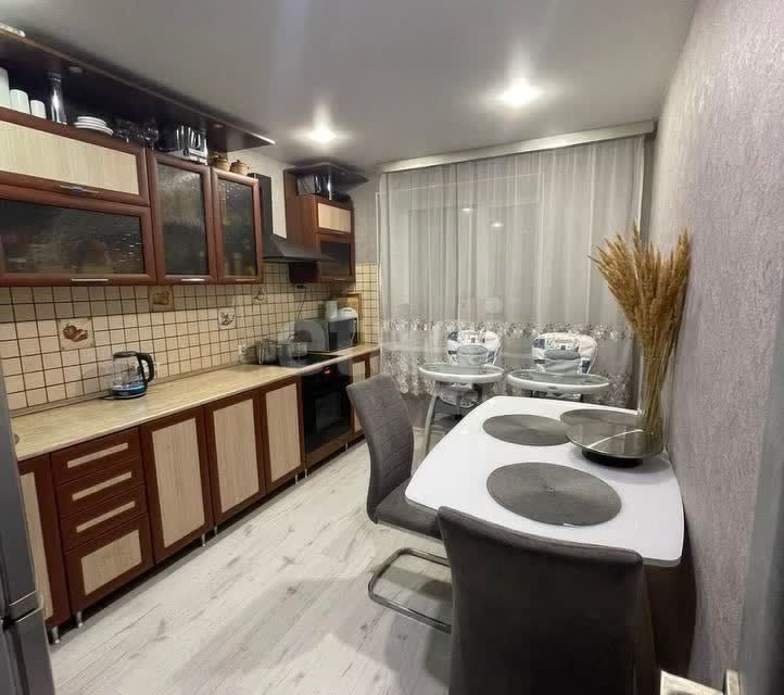 Продаётся 3-комнатная квартира, 79.7 м²