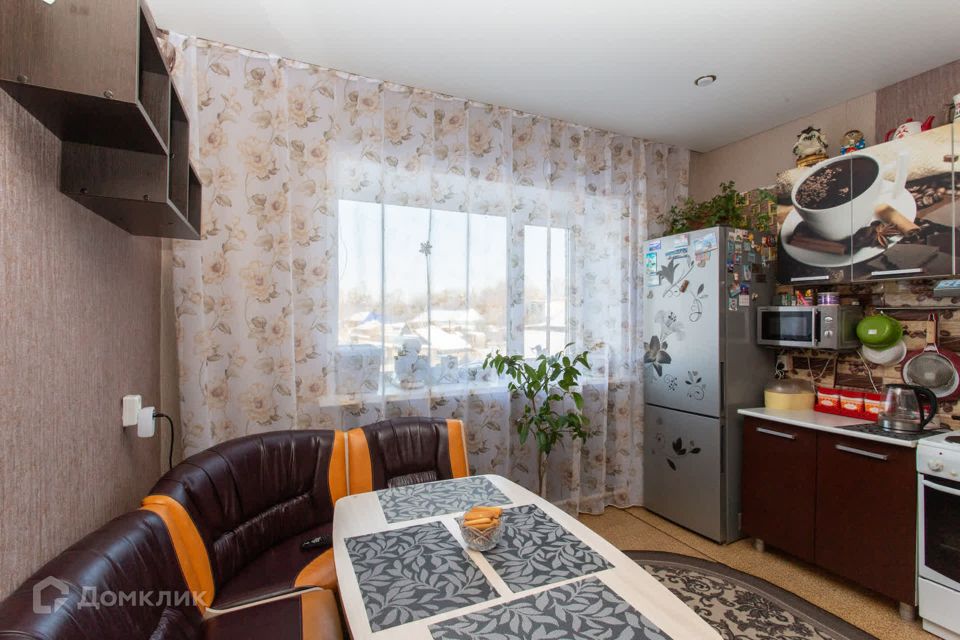 Продаётся 4-комнатная квартира, 68.8 м²