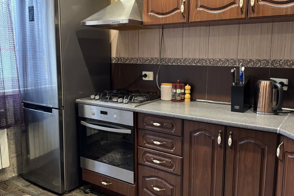 Продаётся 3-этажный дом, 190 м²