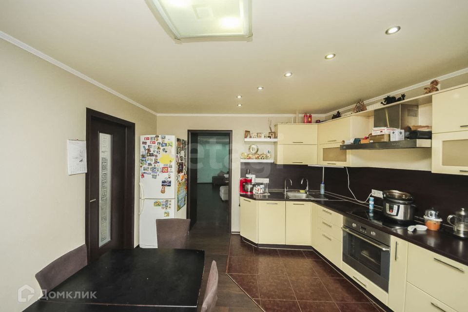 Продаётся 3-комнатная квартира, 99.5 м²