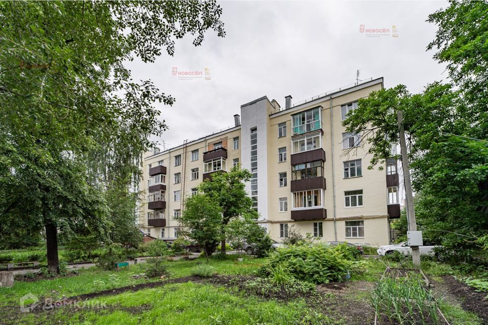 Продаётся 2-комнатная квартира, 60.2 м²