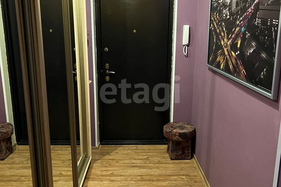 Продаётся 1-комнатная квартира, 42.1 м²