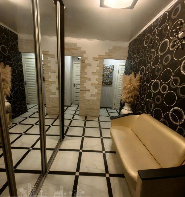 Продаётся 2-комнатная квартира, 65.3 м²