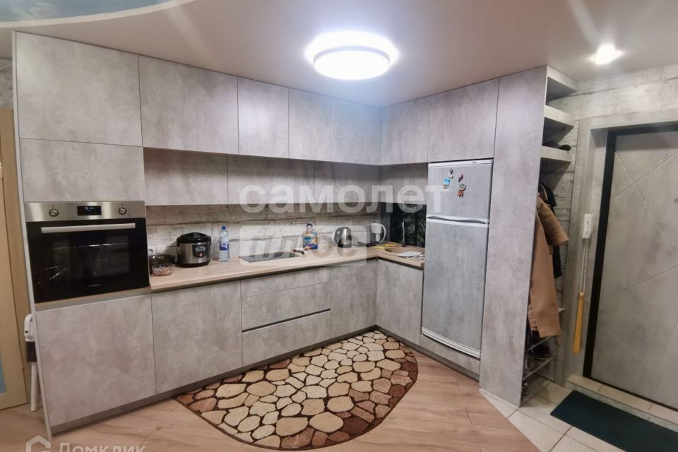 Продаётся 2-комнатная квартира, 57 м²