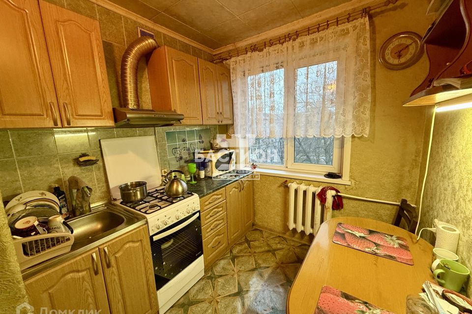 Продаётся 3-комнатная квартира, 63.2 м²