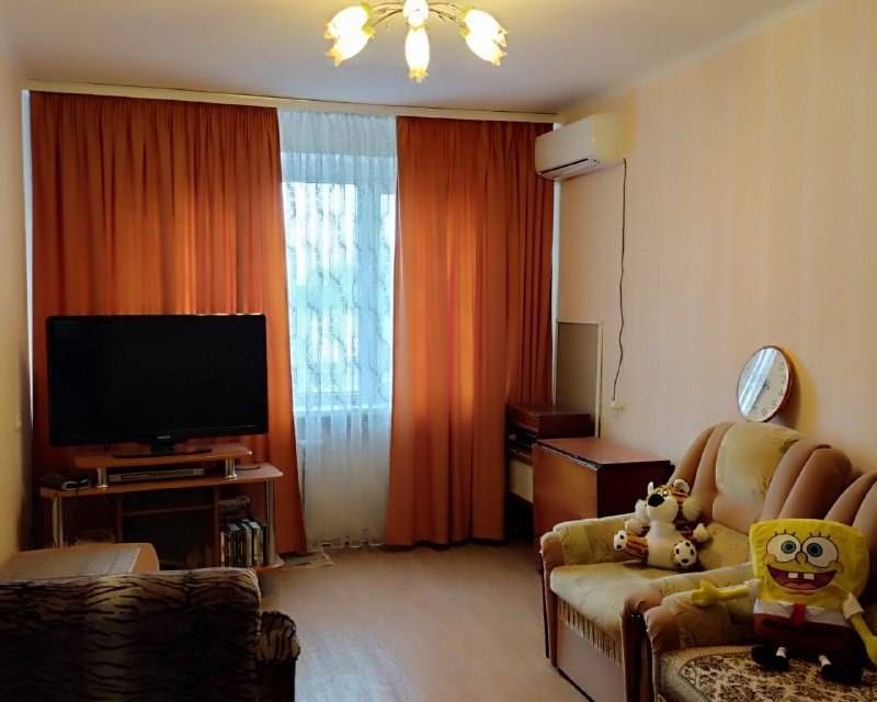 Продаётся 3-комнатная квартира, 58.1 м²