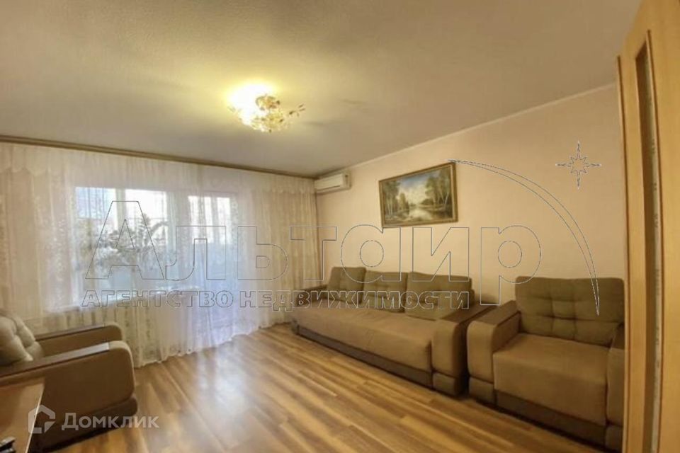 Сдаётся 2-комнатная квартира, 70 м²
