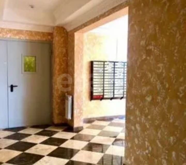 Продаётся 1-комнатная квартира, 33.2 м²
