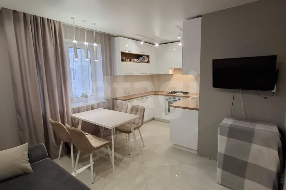 Продаётся 2-комнатная квартира, 62.2 м²