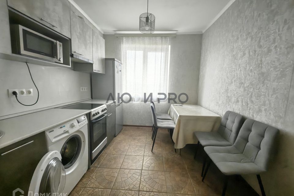 Сдаётся 1-комнатная квартира, 38 м²