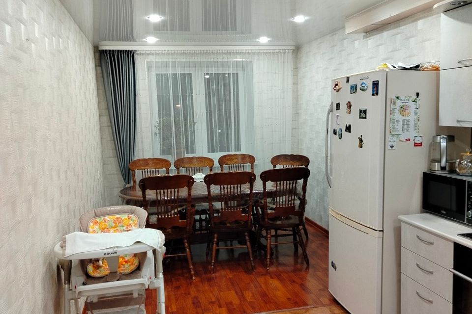 Продаётся 3-комнатная квартира, 91.3 м²