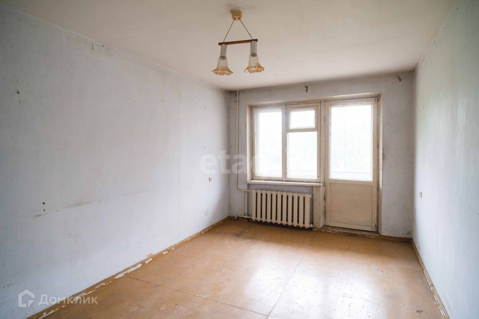 Продаётся 3-комнатная квартира, 60.5 м²