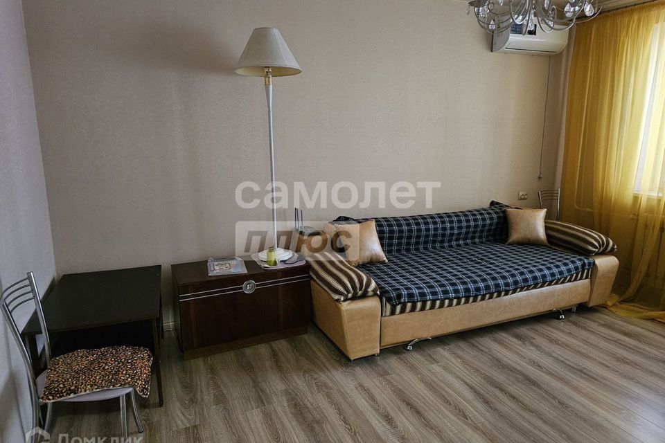 Сдаётся 1-комнатная квартира, 49 м²