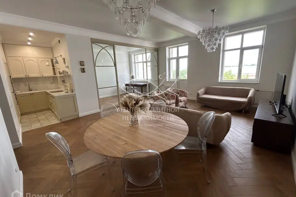 Продаётся 5-комнатная квартира, 103 м²
