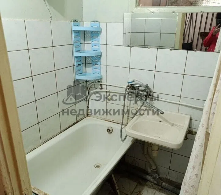 Продаётся 2-комнатная квартира, 42.7 м²