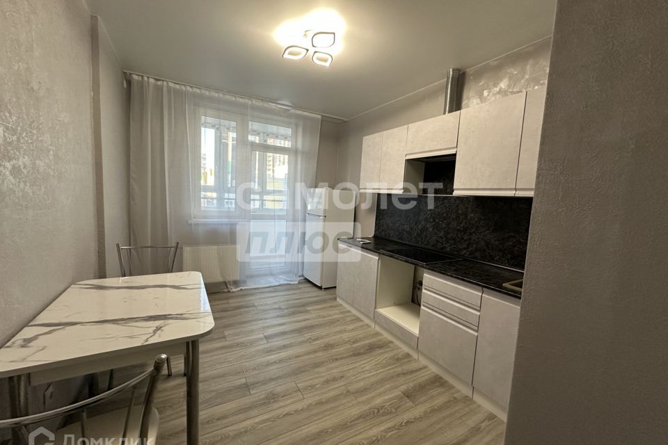 Сдаётся 1-комнатная квартира, 42.3 м²