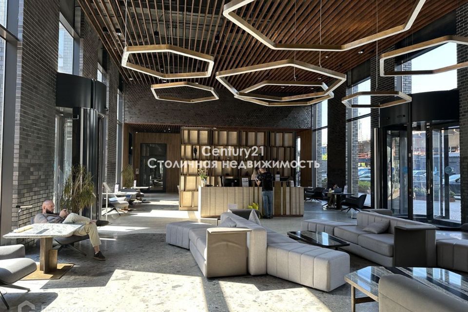 Продаётся 4-комнатная квартира, 137.5 м²