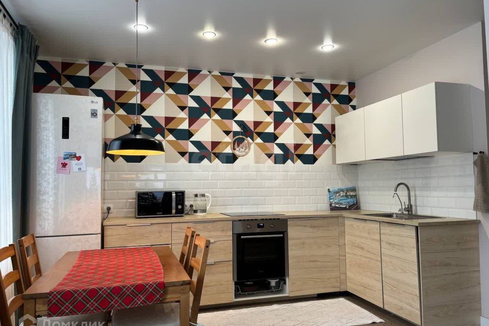 Продаётся 3-комнатная квартира, 49 м²