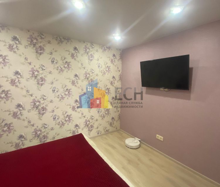 Продаётся 2-комнатная квартира, 43.8 м²