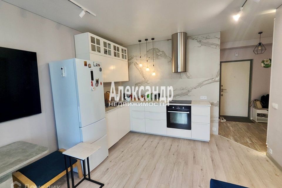 Продаётся 1-комнатная квартира, 37.9 м²
