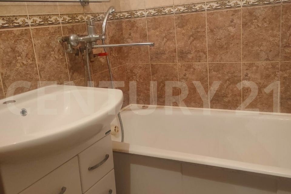 Продаётся 3-комнатная квартира, 62.9 м²