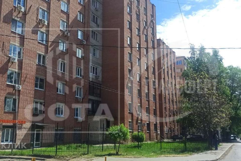 Продаётся 1-комнатная квартира, 43 м²