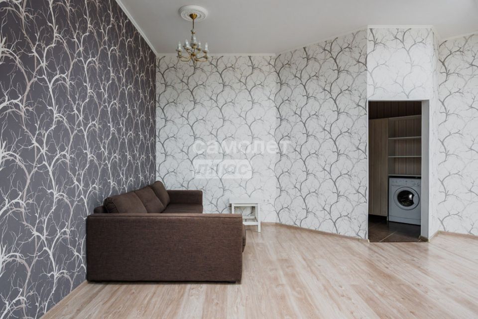 Продаётся 1-комнатная квартира, 49.7 м²