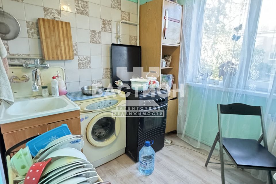 Продаётся 3-комнатная квартира, 59.9 м²