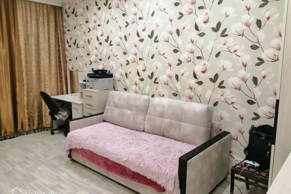 Продаётся 1-комнатная квартира, 37.9 м²