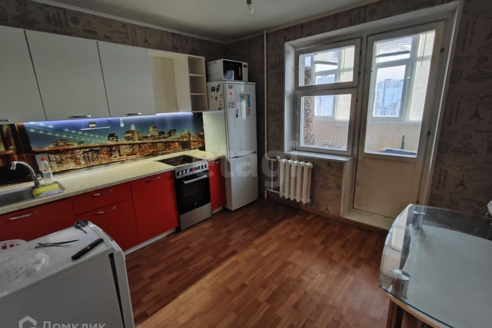 Продаётся 1-комнатная квартира, 43.6 м²