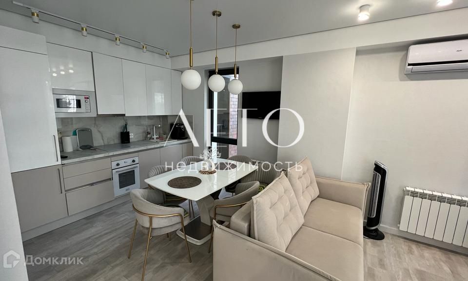Продаётся 2-комнатная квартира, 59 м²
