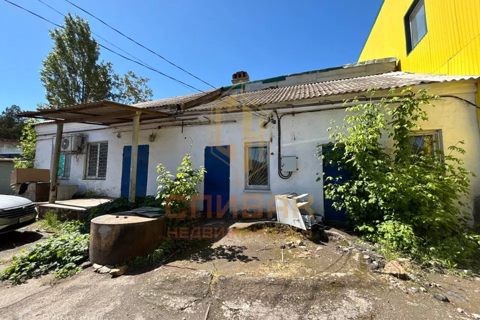 Продаётся торговое помещение, 173.5 м²