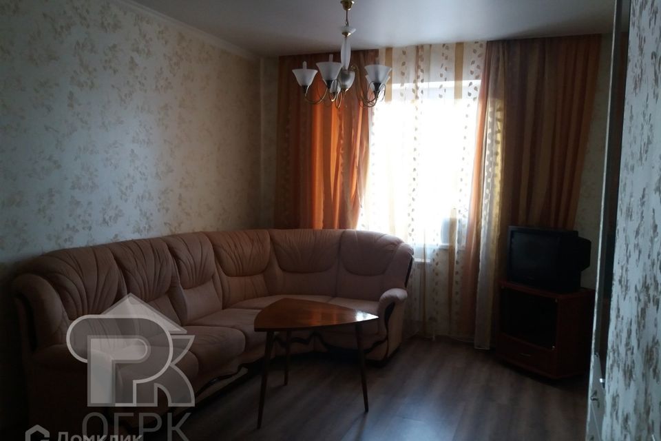 Продаётся 1-комнатная квартира, 42 м²