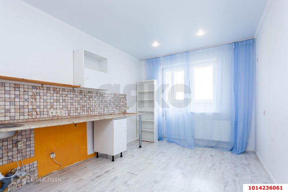 Продаётся 2-комнатная квартира, 69 м²