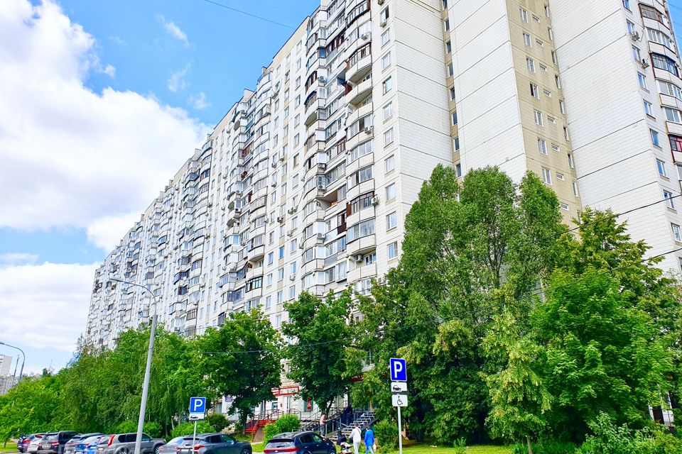 Продаётся 2-комнатная квартира, 58.8 м²