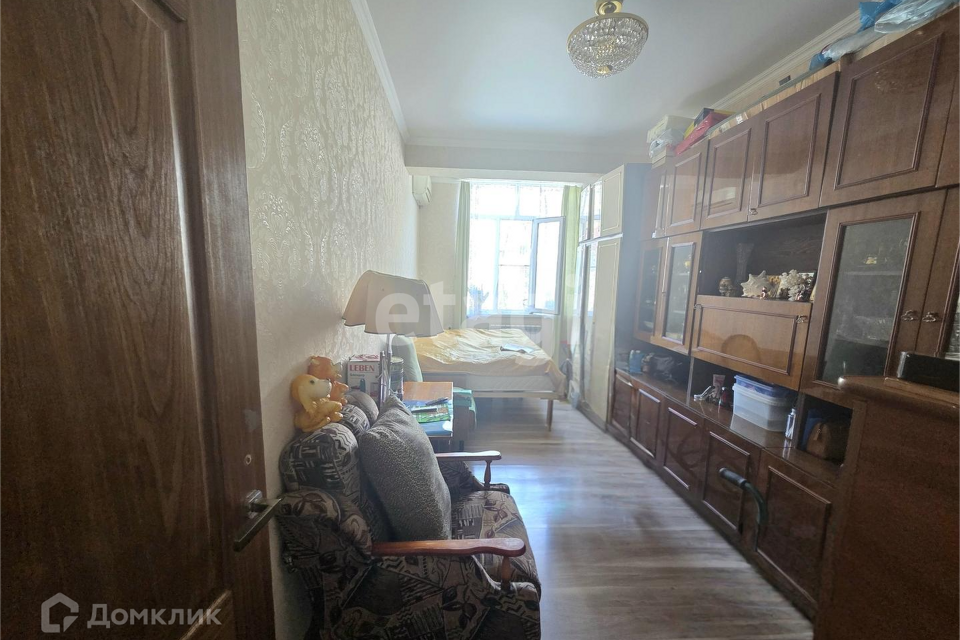 Продаётся 2-комнатная квартира, 55.6 м²