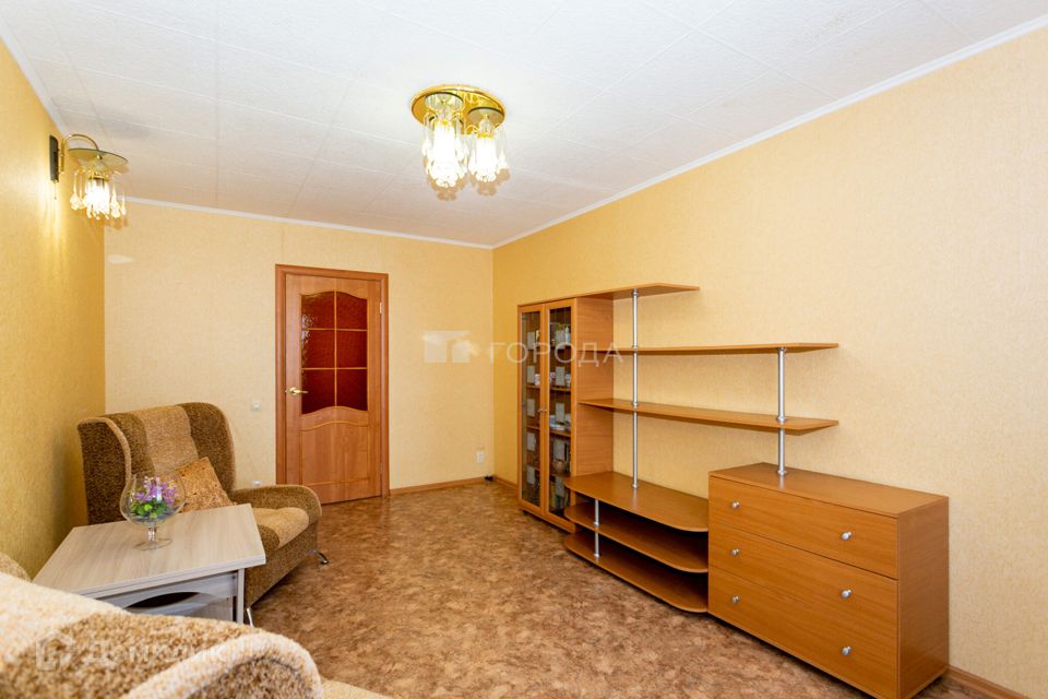 Продаётся 3-комнатная квартира, 58.4 м²