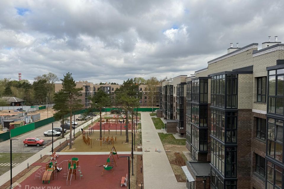 Продаётся 2-комнатная квартира, 63.6 м²