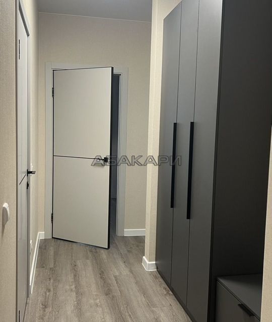 Сдаётся 1-комнатная квартира, 42 м²