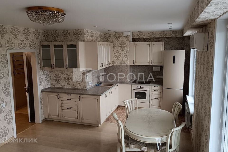 Сдаётся 2-комнатная квартира, 67 м²