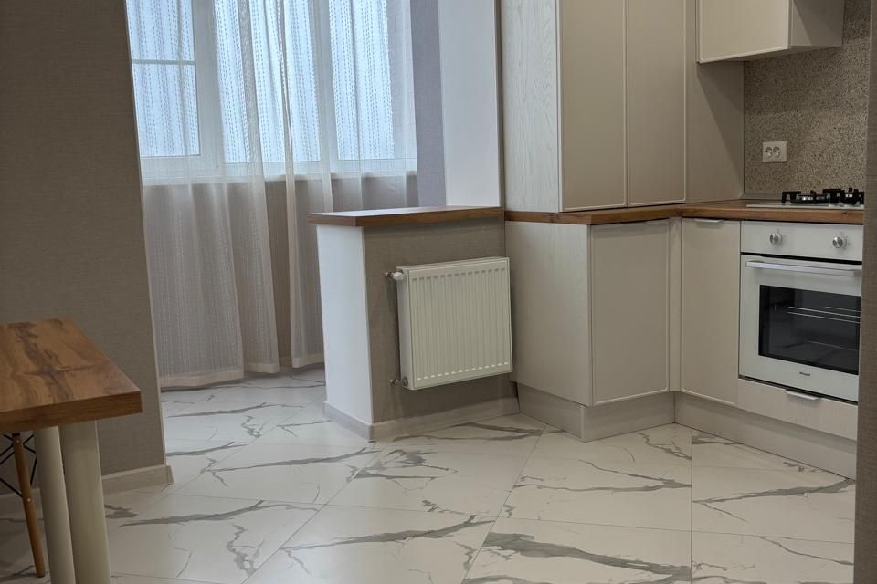 Продаётся 1-комнатная квартира, 38 м²